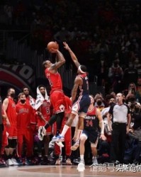  佛罗伦萨绝杀功臣泪洒球场，致敬生涯五百战