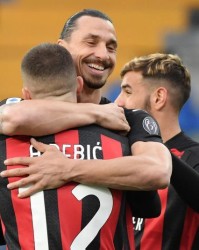  昂热主帅炮轰裁判遭禁赛处罚  