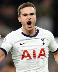  热刺中场霍伊别尔攻防转换衔接提升球队效率