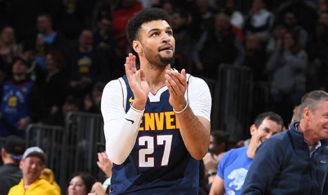  米切尔狂轰四十分骑士主场力挫热火队